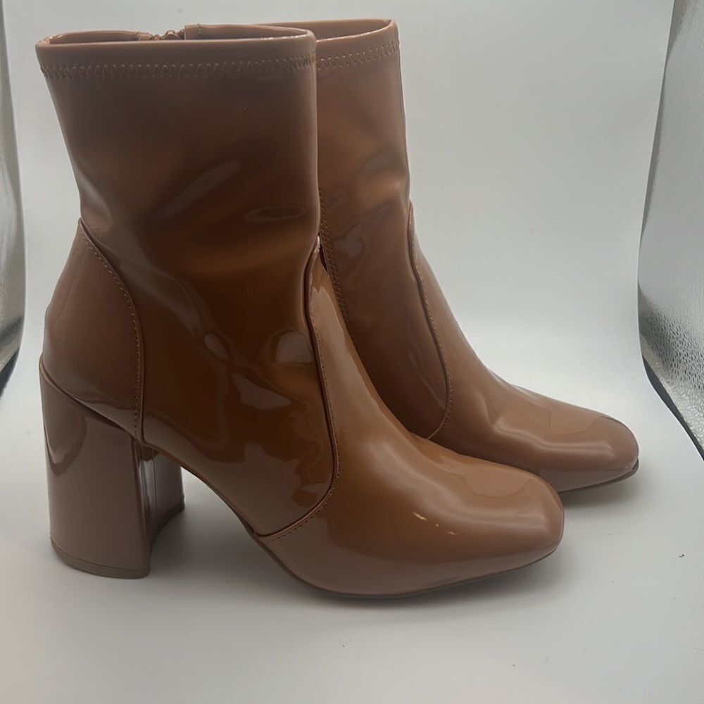 Madden Girl Carmel boots-women 6.5